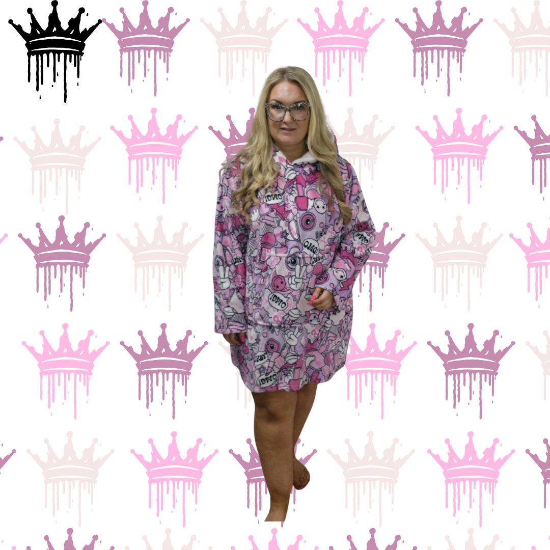 QTL - Oversized Snuggle Hoodie - Short (One Size UK 12-22)