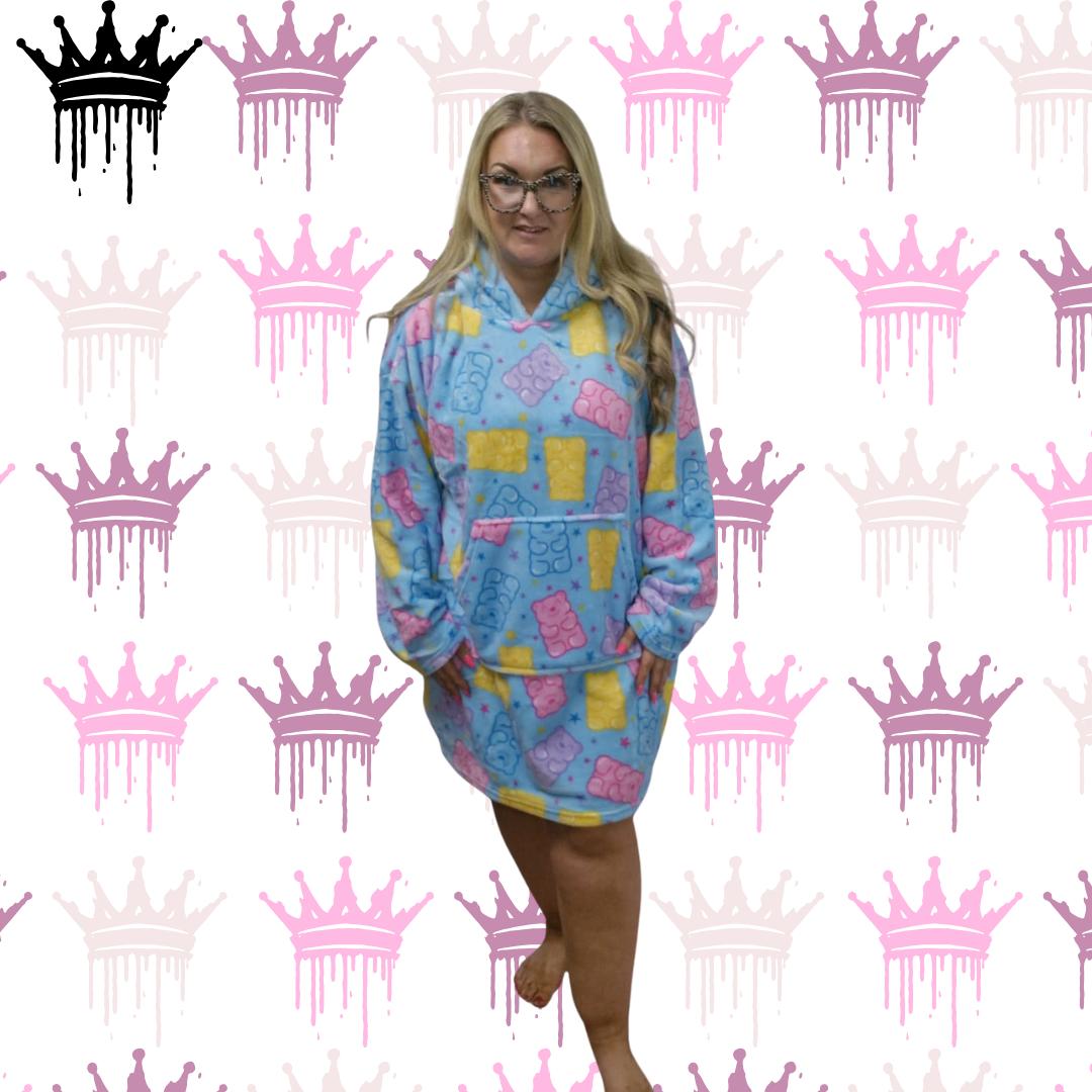 QTL - Oversized Snuggle Hoodie - Short (One Size UK 12-22)