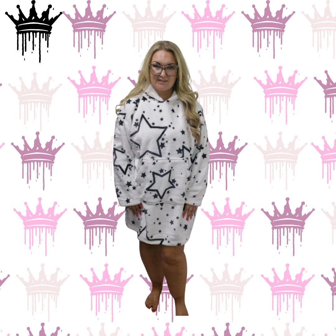 QTL - Oversized Snuggle Hoodie - Short (One Size UK 12-22)