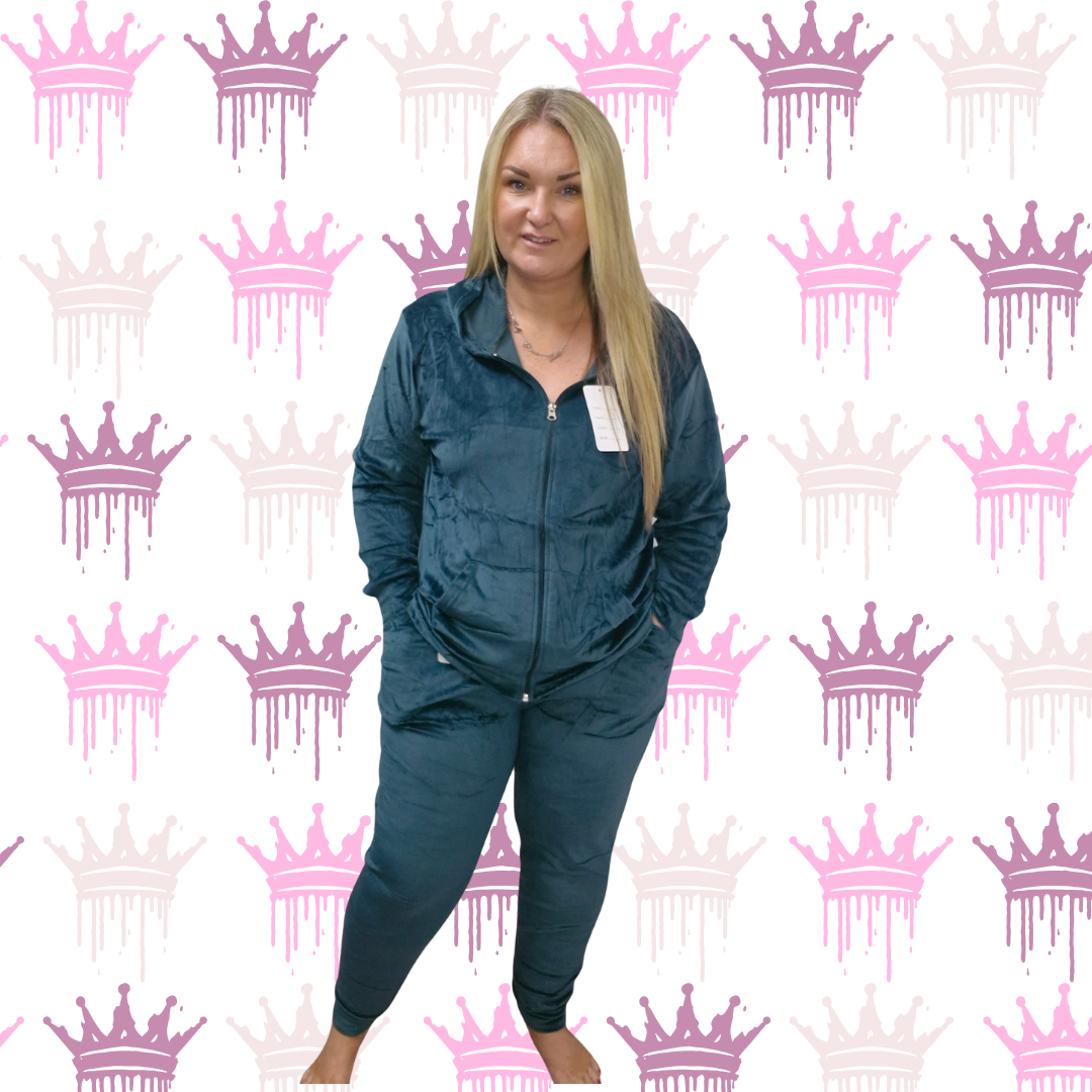 QTL - Velour Style Tracksuit Sized 12-26 (Lots of stretch)
