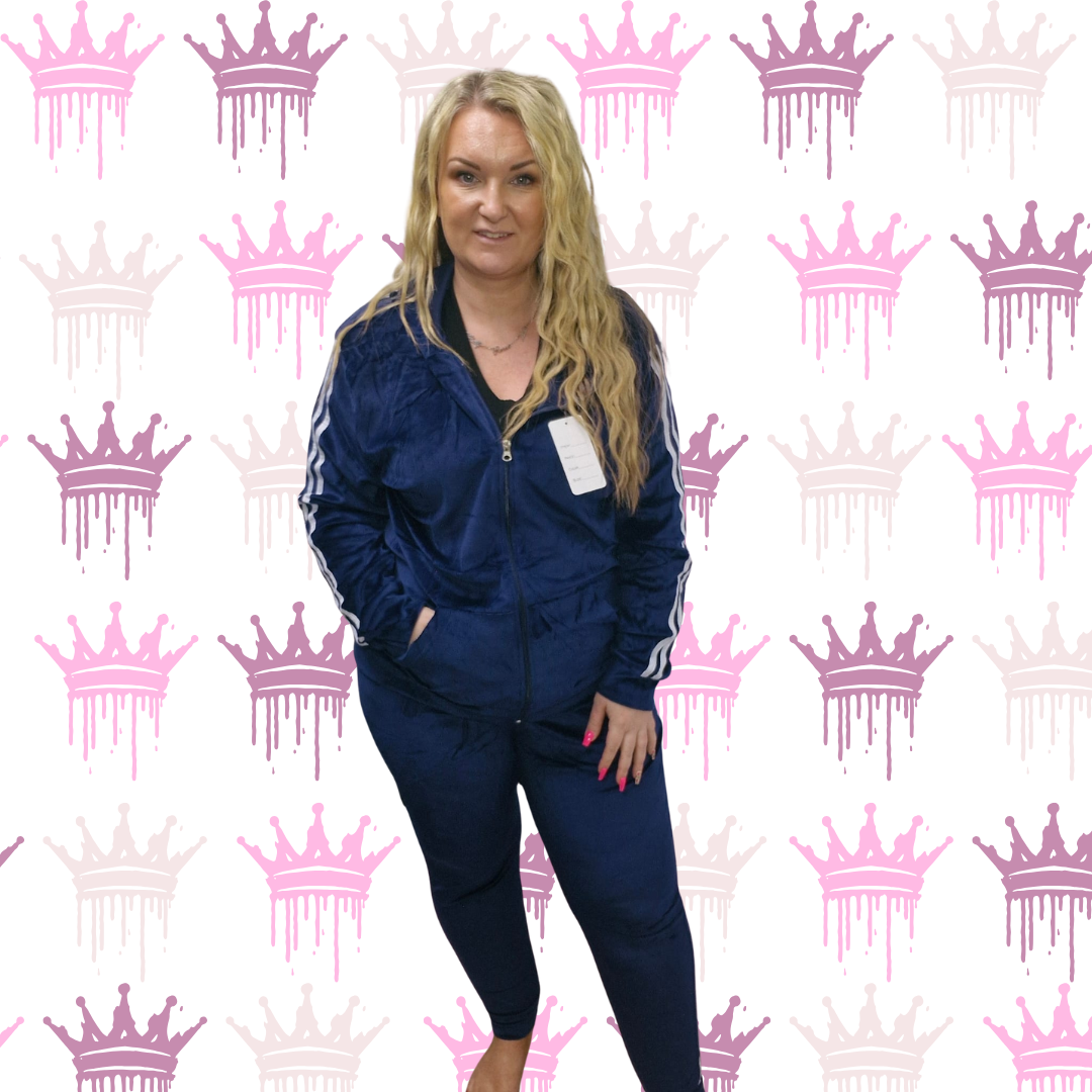 QTL - Velour Style Tracksuit Sized 12-26 (Lots of stretch)