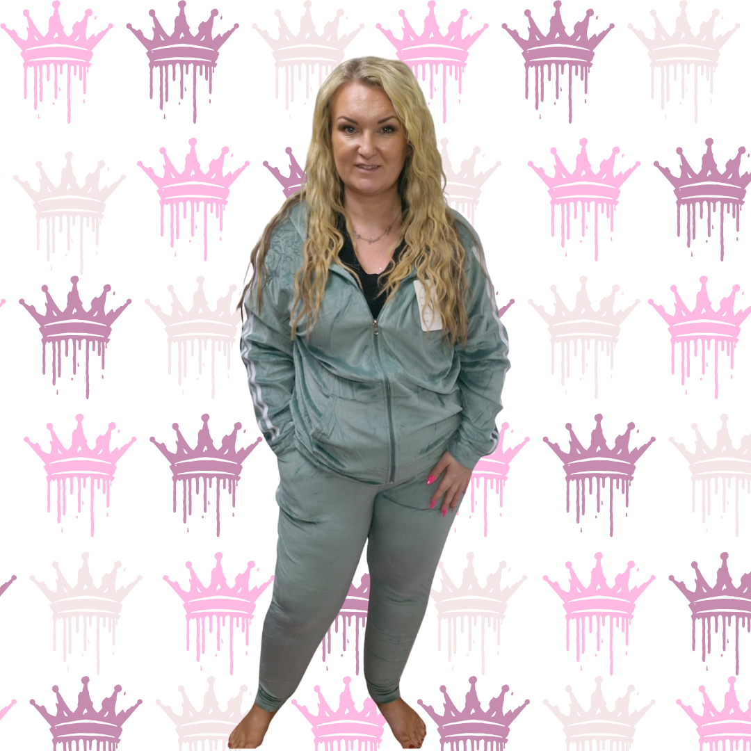 QTL - Velour Style Tracksuit Sized 12-26 (Lots of stretch)